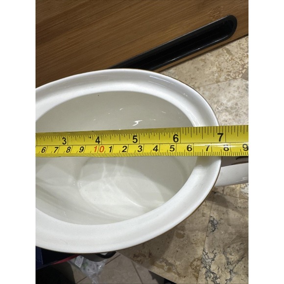 Beautiful Vintage Teapot - Picture 8 of 10